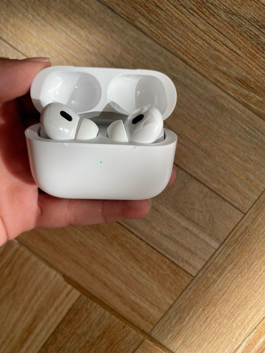 AirPods Pro 2 - слушалки