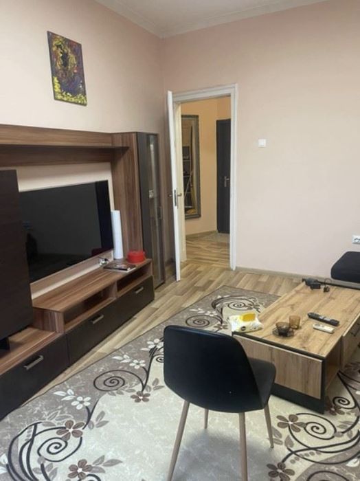 Дава се под наем Двустаен апартамент в София, Център - 65 кв.м за 597.21 € - Снимка #2