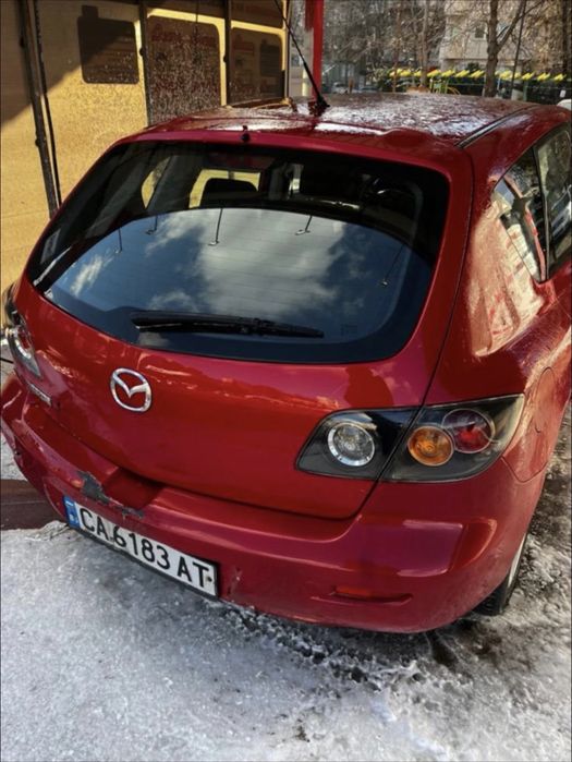 Mazda 3 спешно продавам кола