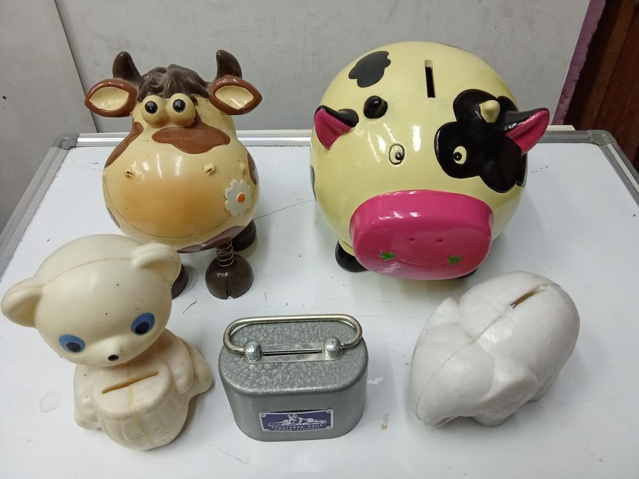 Лот от детски касички