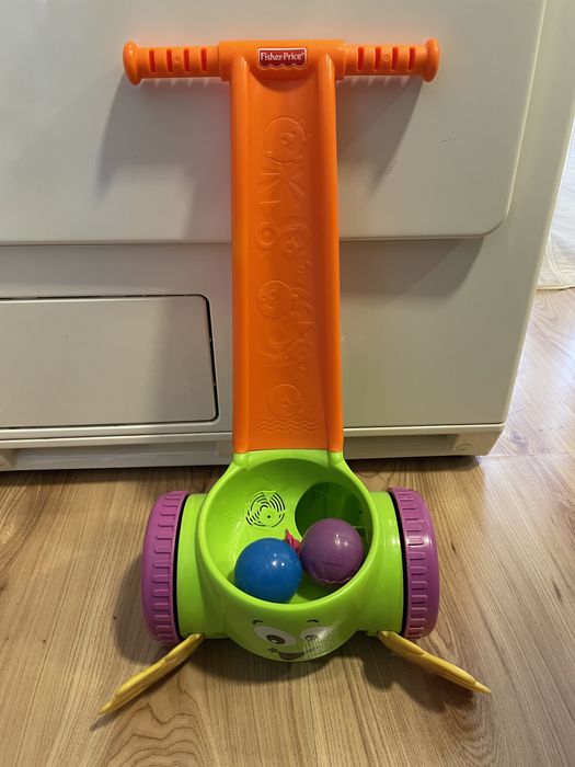 Интерактивна количка за събиране на топчета fisher prise