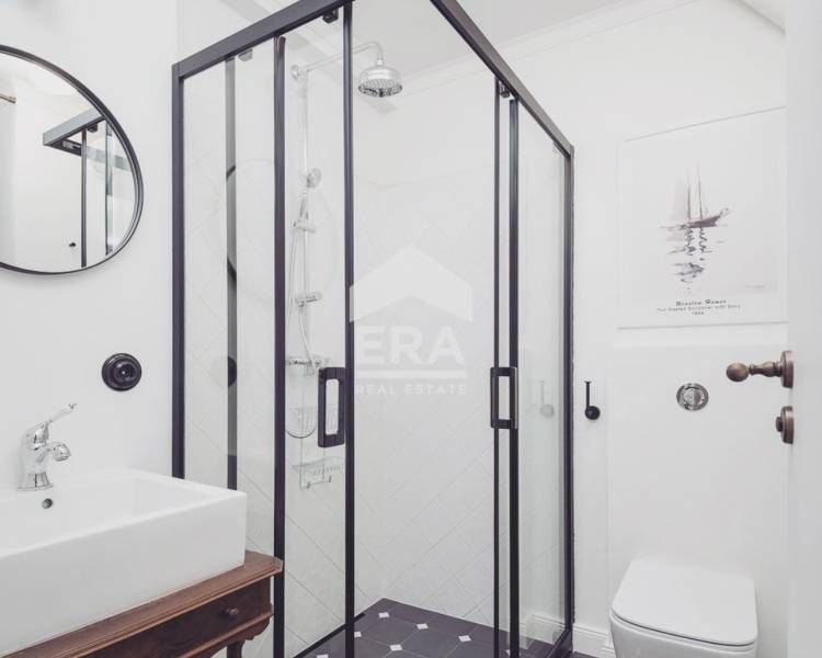 Дава се под наем Тристаен апартамент в София, Център - 75 кв.м за 1000 € - Снимка #5