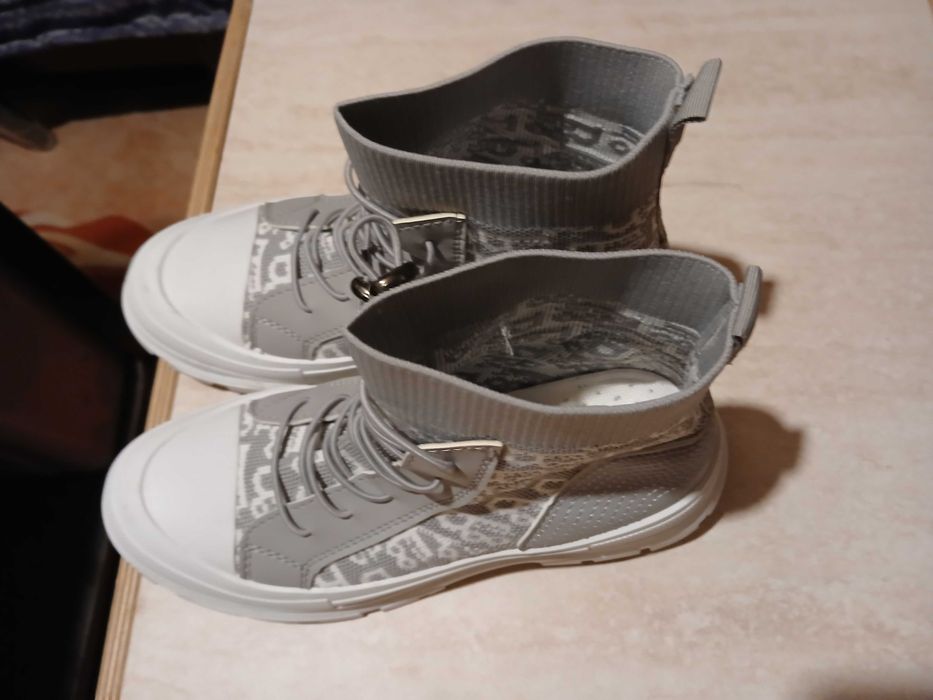 Дамски обувки пролет есен