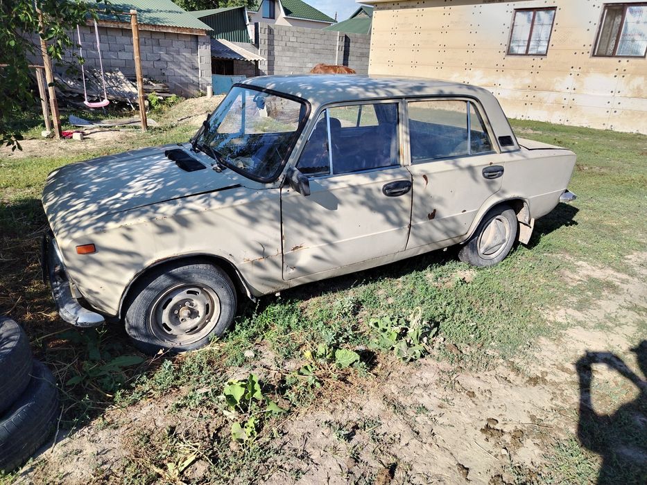 Продам ваз 21011