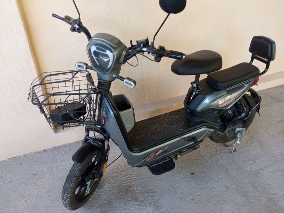 Электрический мопед