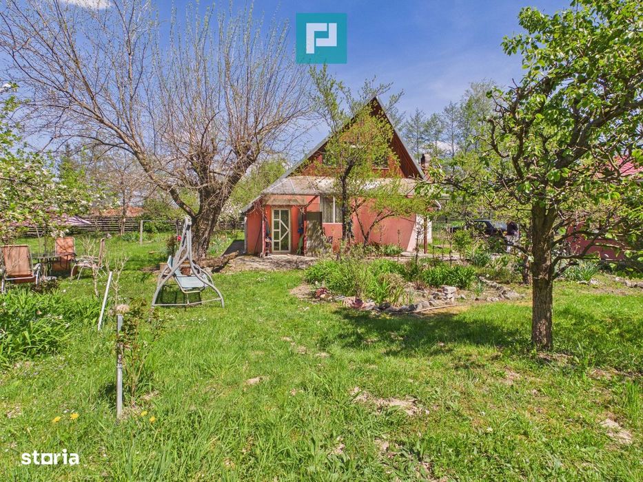 Casă Câmpani, 8000 mp teren, la poalele Apusenilor