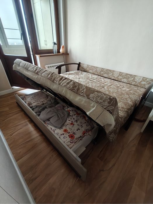 Продам диван Fortis