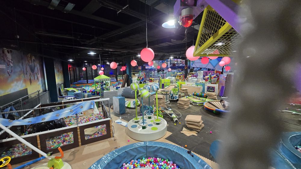 Продаём лабиринт игровая 550 квадратов