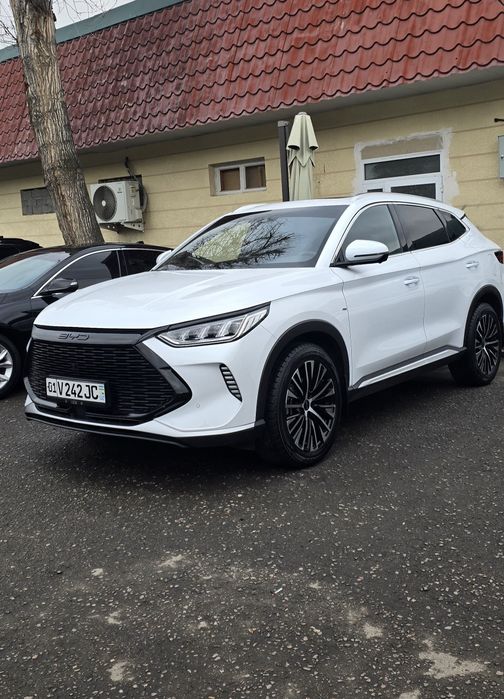 BYD Song Plus Gibrid flaship 4x4