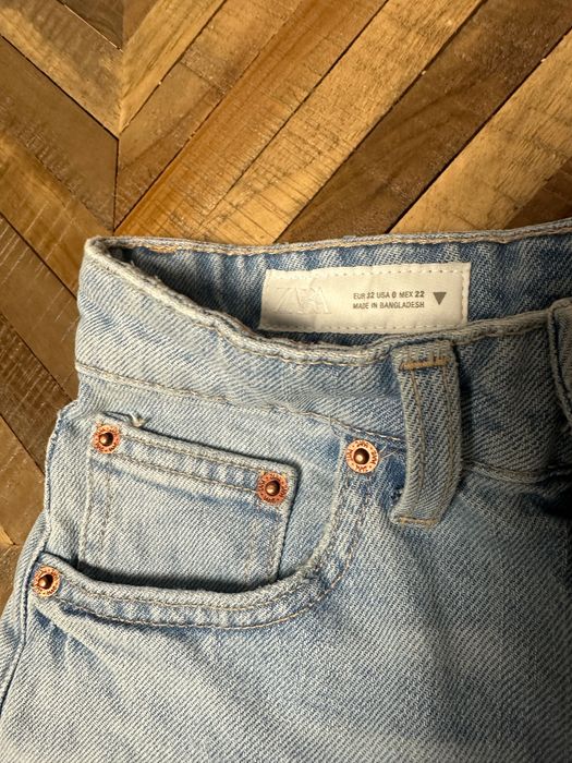 Pantaloni scurti blugi Zara