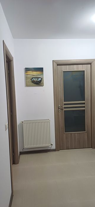 Apartament 3 camere centru etajul 2