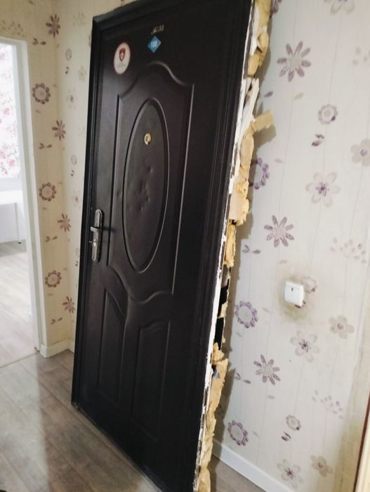 Входная металлическая дверь