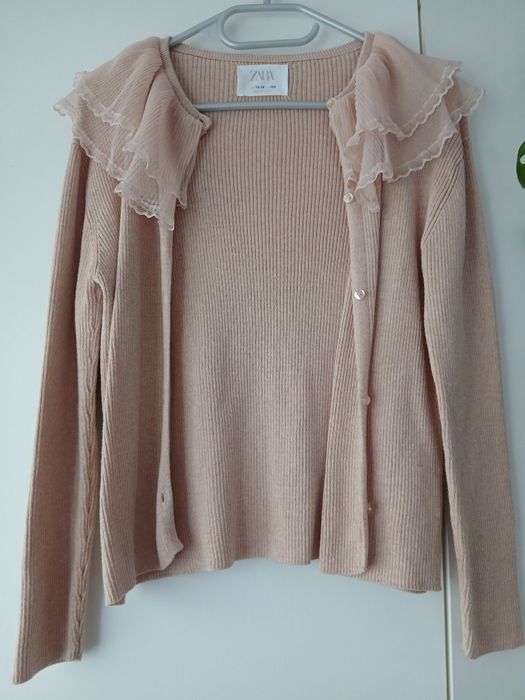 Cardigan Zara. cu guler din tul