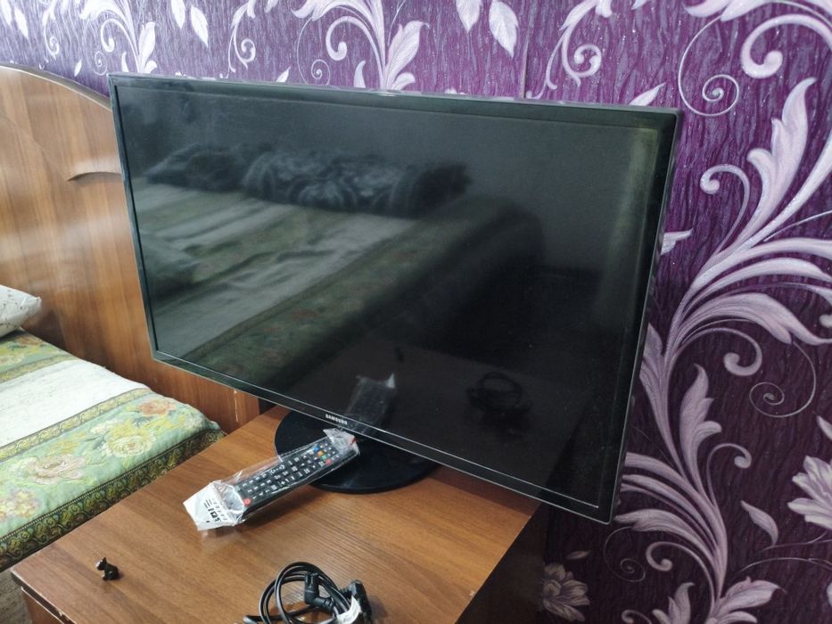 Телевизор Samsung32