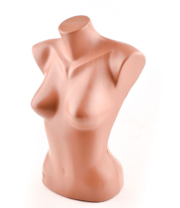 Отдам даром манекен