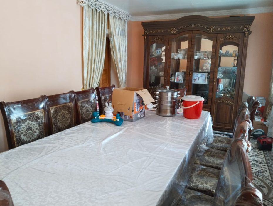 Уи сотилади 5 хонали