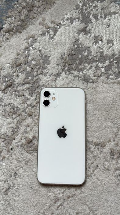 •	iPhone 11 128GB полный комплект