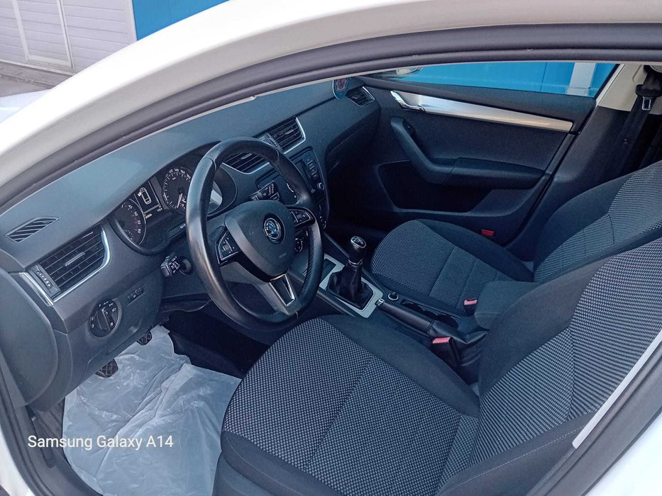SKODA Octavia 2017 — imagine 4