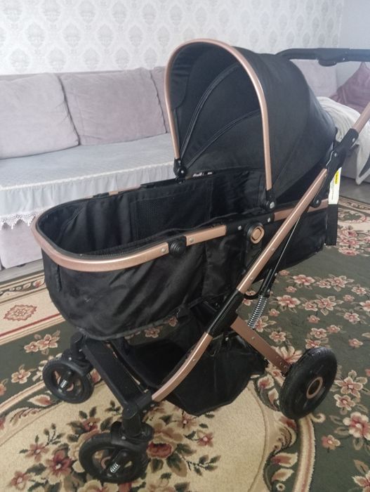 Продам коляску  Belicoo