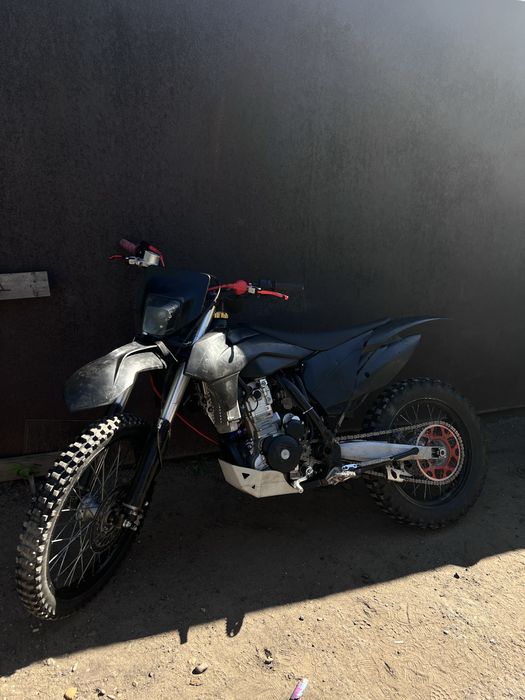 Продам Avantis A7 lux