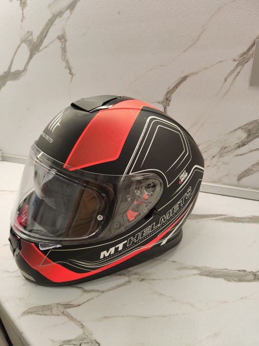 Каска за мотор MT Tunder 3 размер L