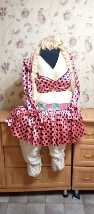 Продам костюмы для шоу программ