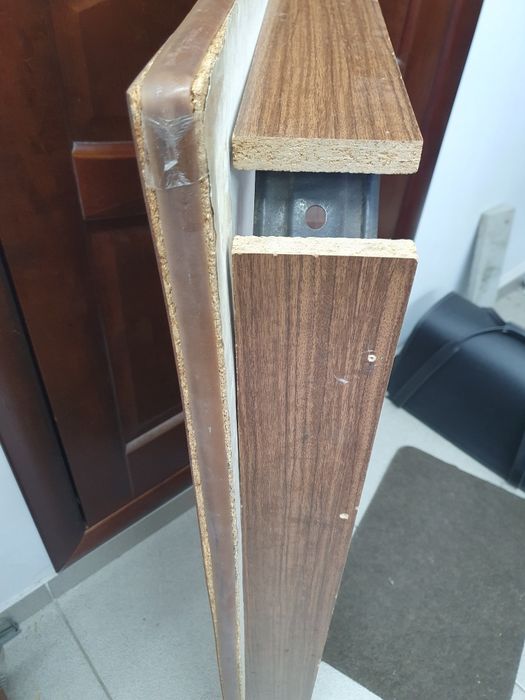 Продам Стол кухонный