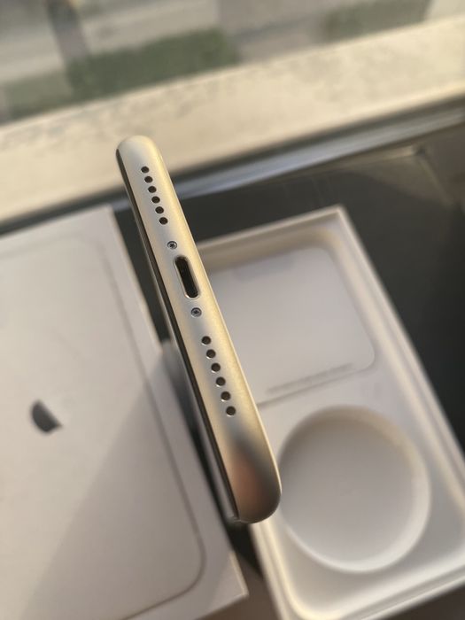 iPhone 11 4G 64gb Новый