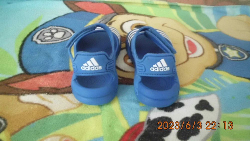 детски сандали adidas
