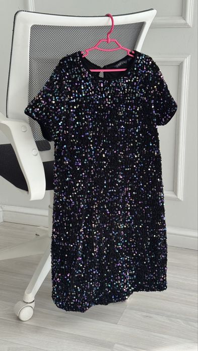 Платье на девочку