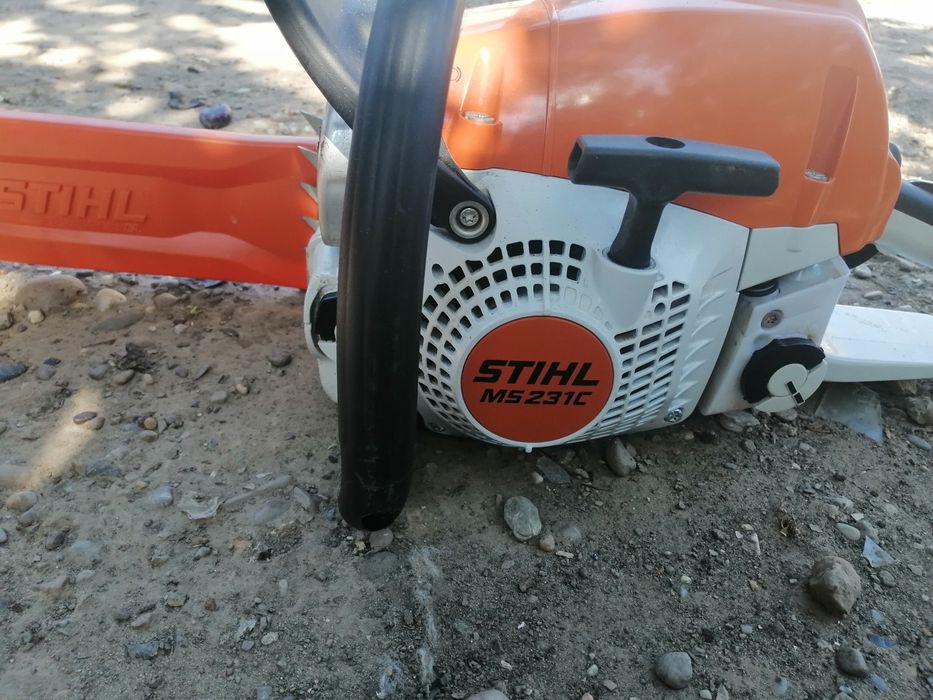 Vând drujba stihl ms 231c
