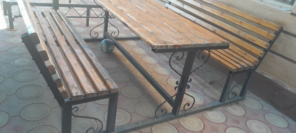 Жаздық стол сатылады