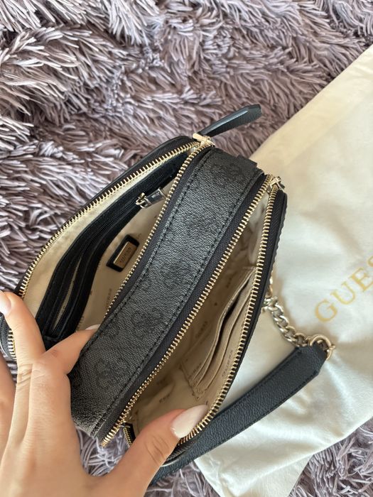 Geanta Guess de umar