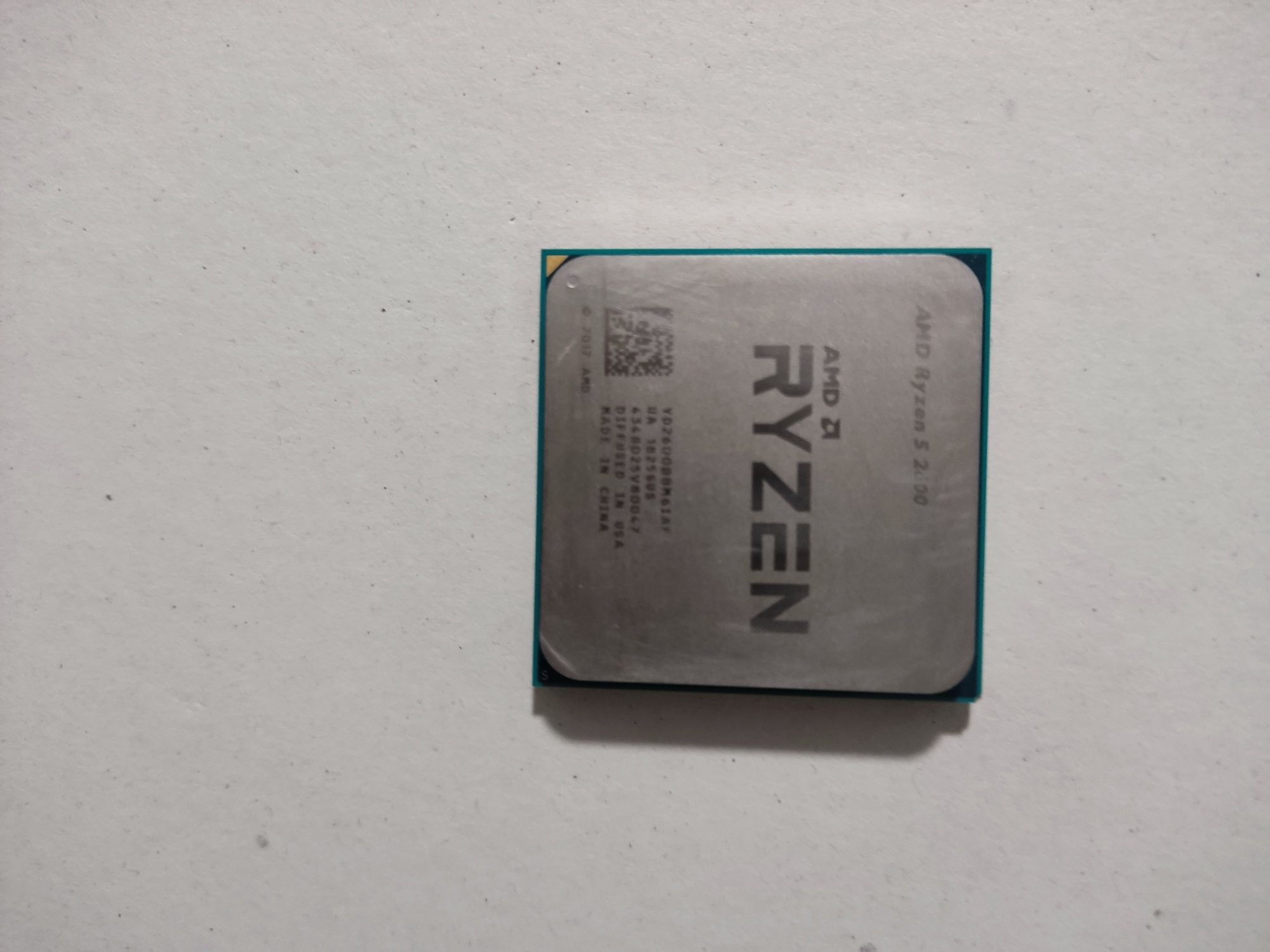 Процесор AMD Ryzen 5 2600 6-Core 3.4GHz AM + кутия и охладител гр ...