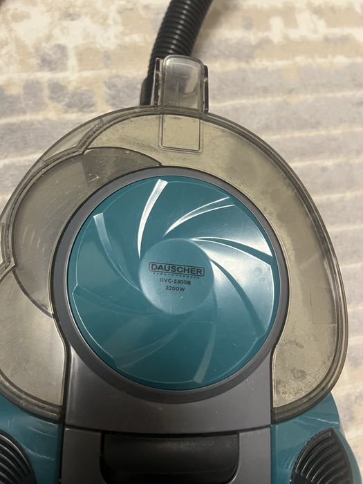 Продам пылесос в отличном состояние