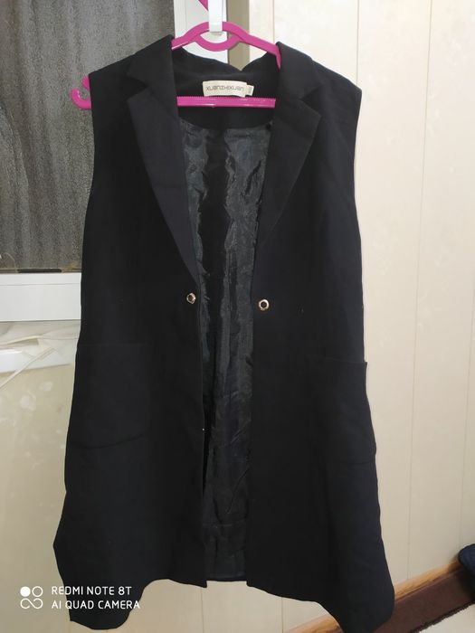 Barcha turdagi ayolar va qizlar  kiyimlari sotiladi