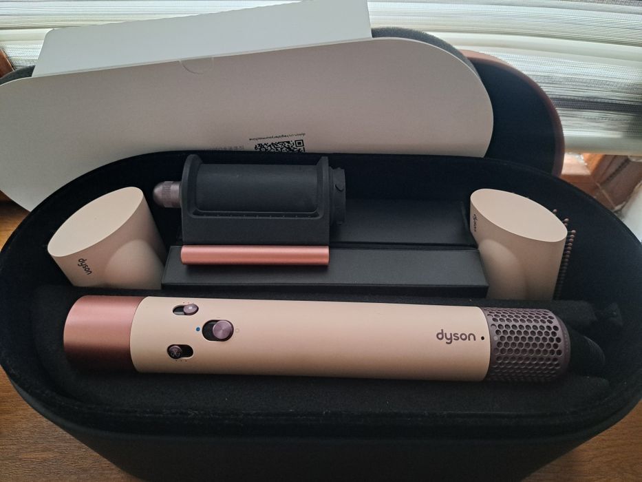 Dyson Airwrap Complete