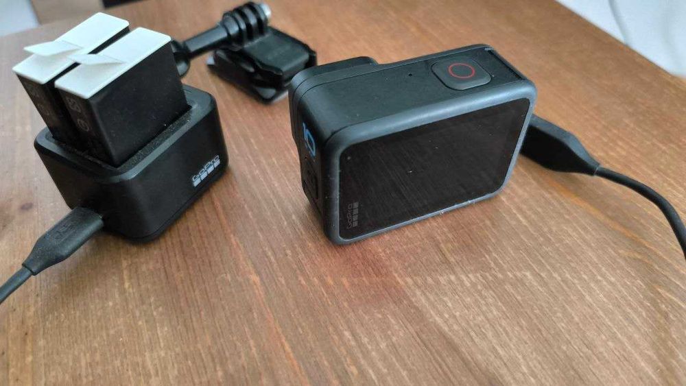 GoPro HERO10 Black + 2 резервни батерии