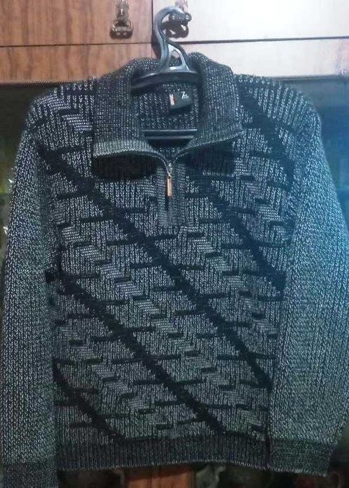 Продам кофта на молнии