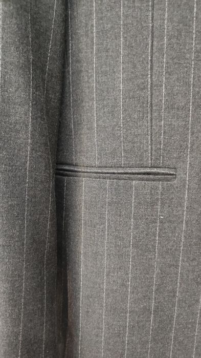 Продаётся костюм тройка. Shogan.