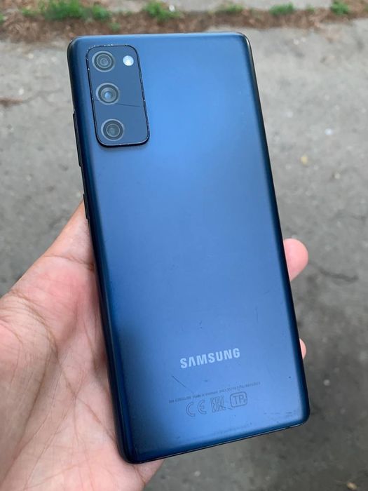 Самсунг Samsung s20 fe обмен на модель выше