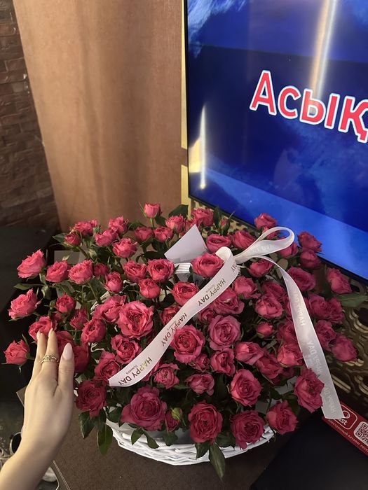 Букет цветы корзина
