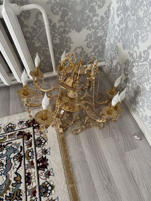 Люстра сатылады. Бағасы 40 000тг