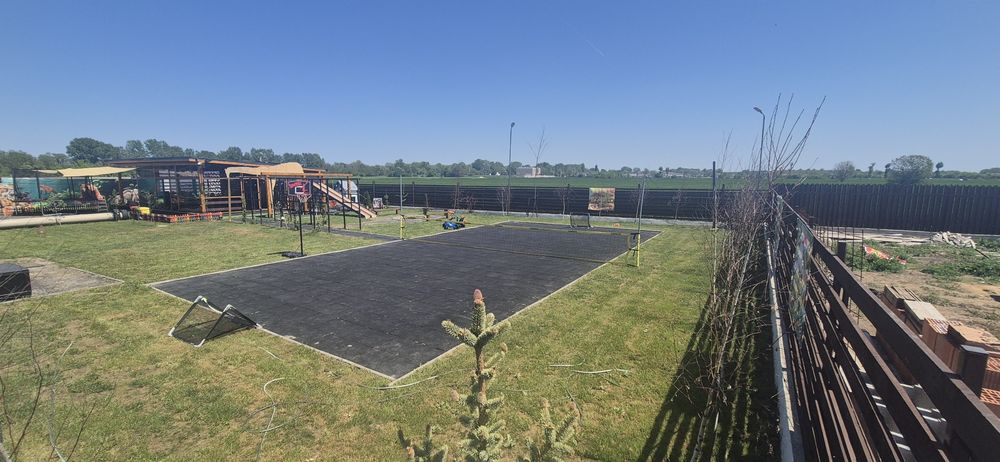 Inchiriere teren,loc de joaca, zile de naștere, evenimente,