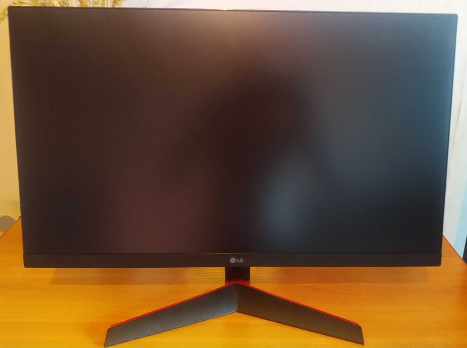 Игровой монитор LG UltraGear 24GN600-B
