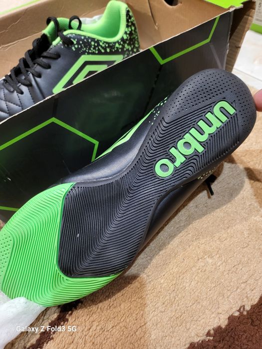 Стоножки Umbro..