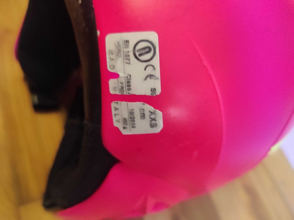 Каска за ски Neon XSS