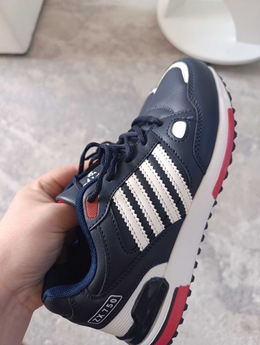 Кроссовки подростковые для мальчика