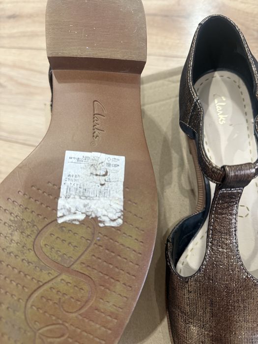 Сандали кожаные Clarks