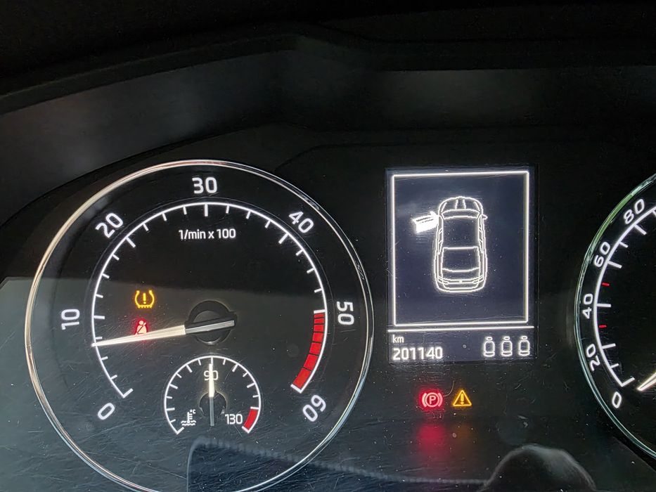 Vând Skoda Superb
